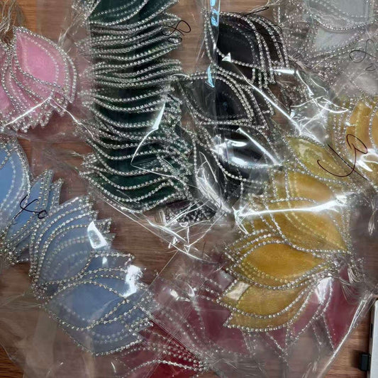 IN STOCK - Flower Petal (20 PCs)