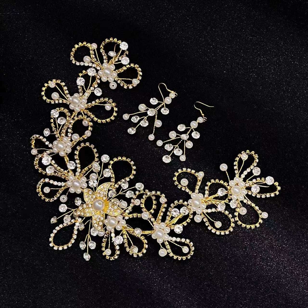 RM184 - Luxury Ornament