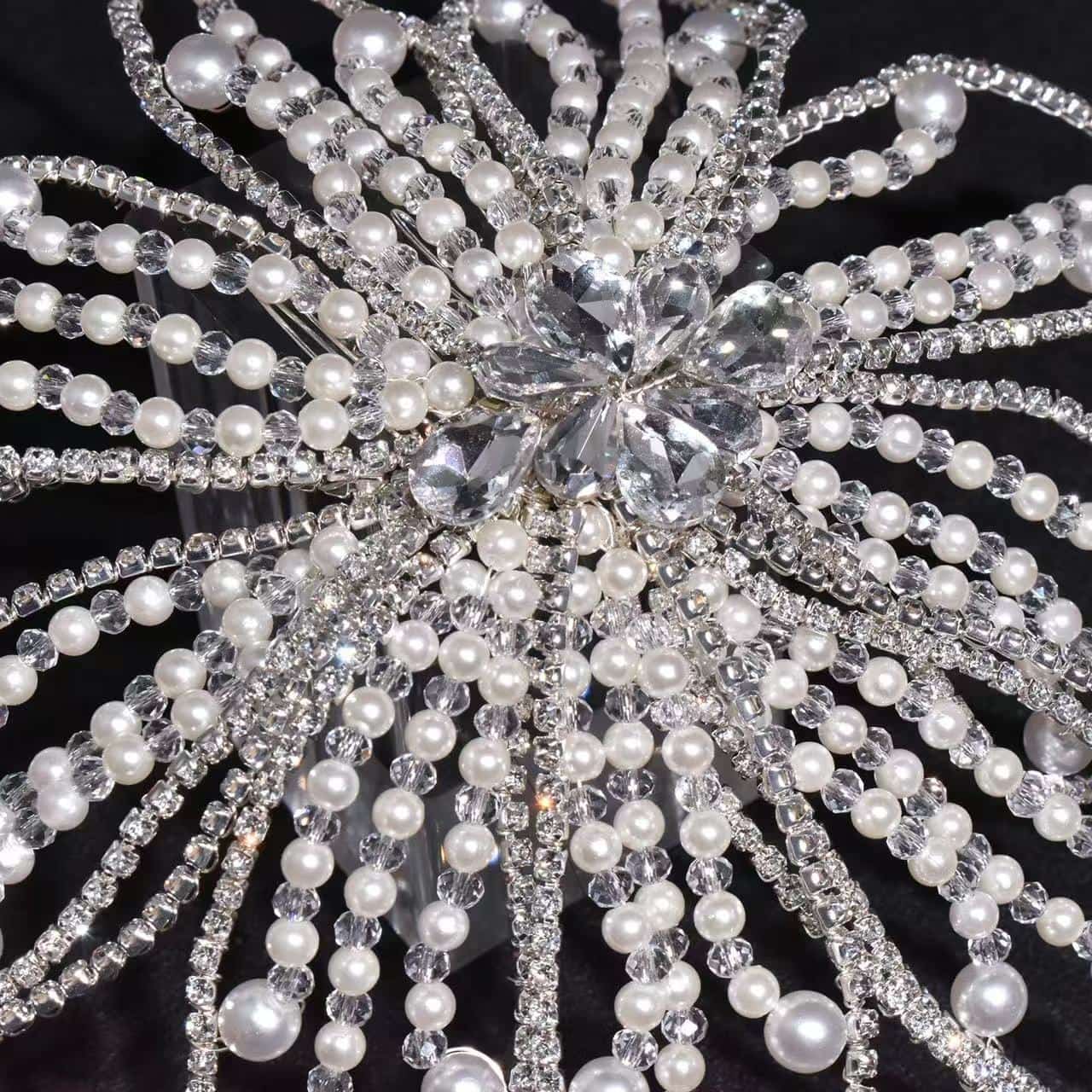 RM328 - 3D Rhinestone Patch