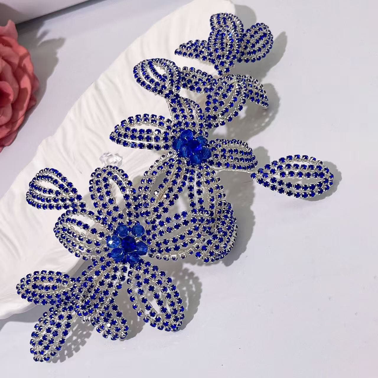 RM275 - Luxury Ornament