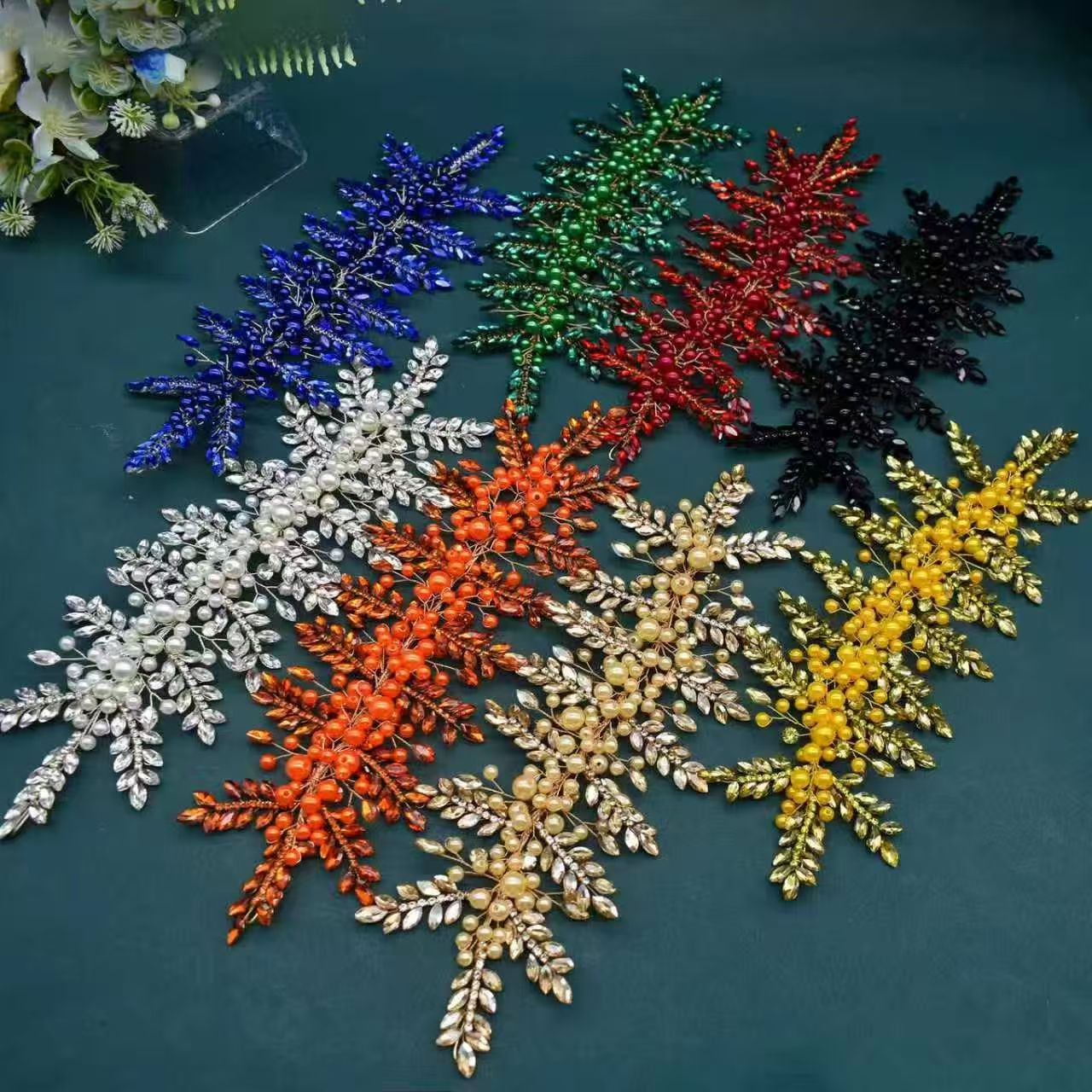 IN STOCK - RM324 - 3D Rhinestone Patch