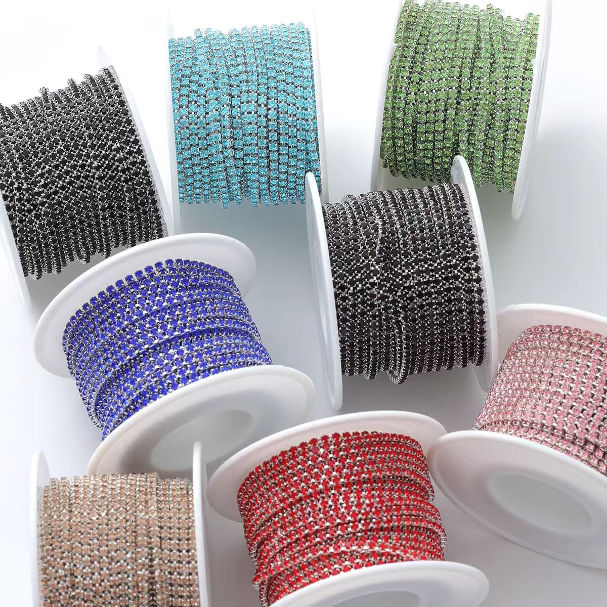 Rhinestone Cup Chain (silver chain & silver claws) - 10meters