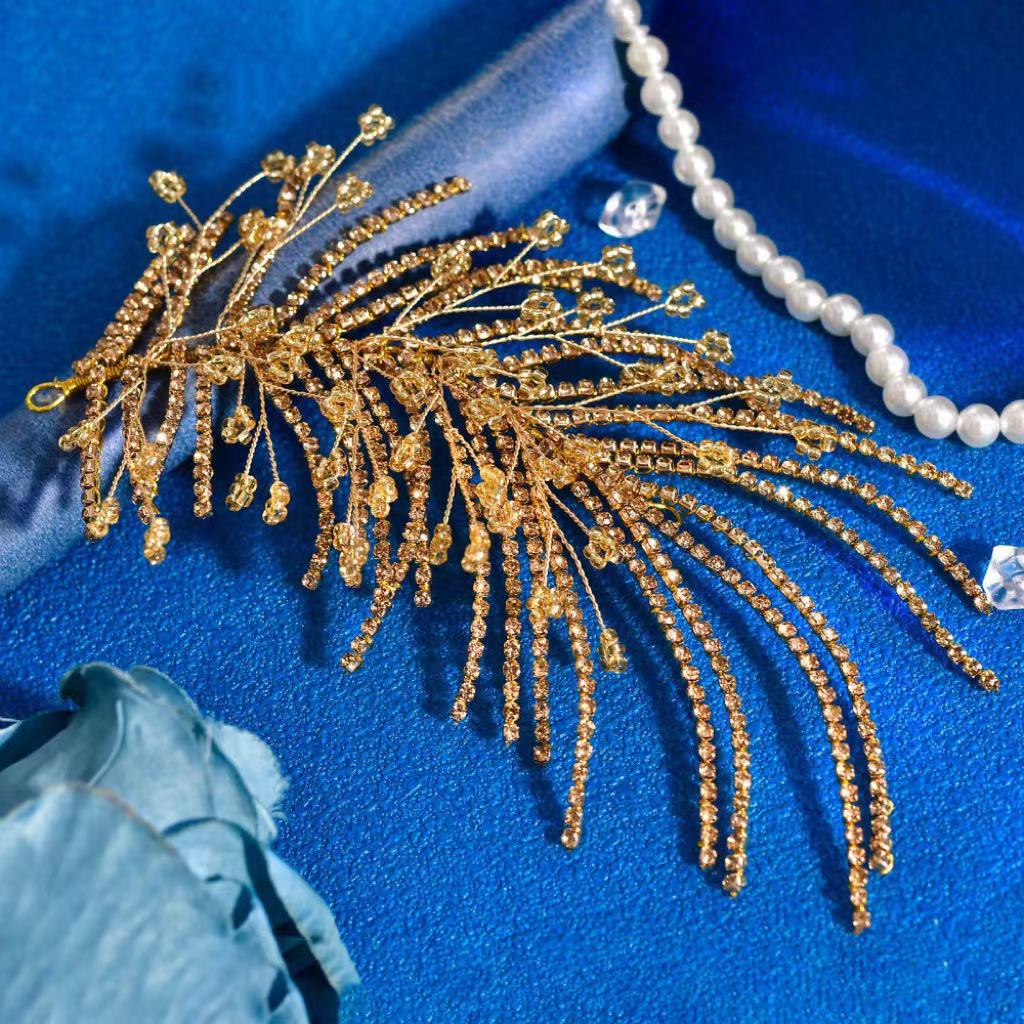 RM118 - Rhinestone Ornament