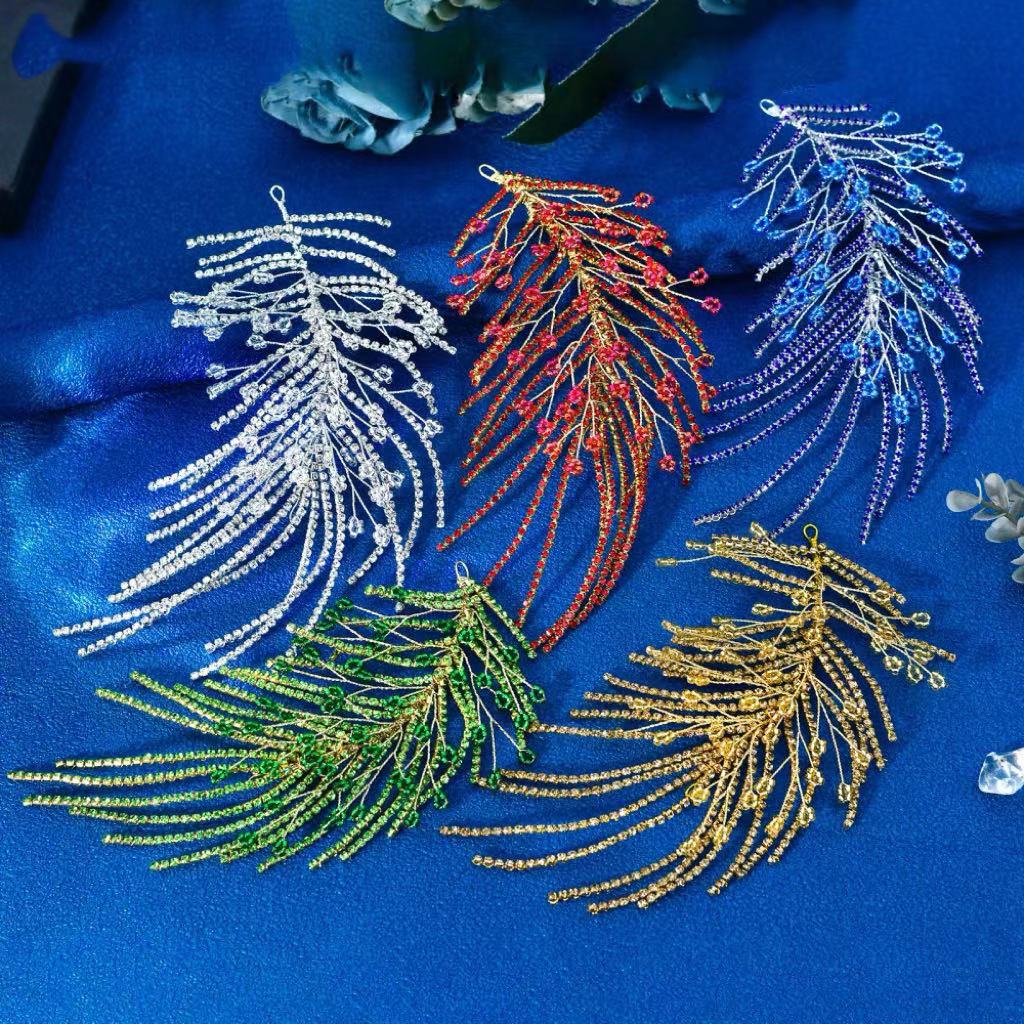 RM118 - Rhinestone Ornament