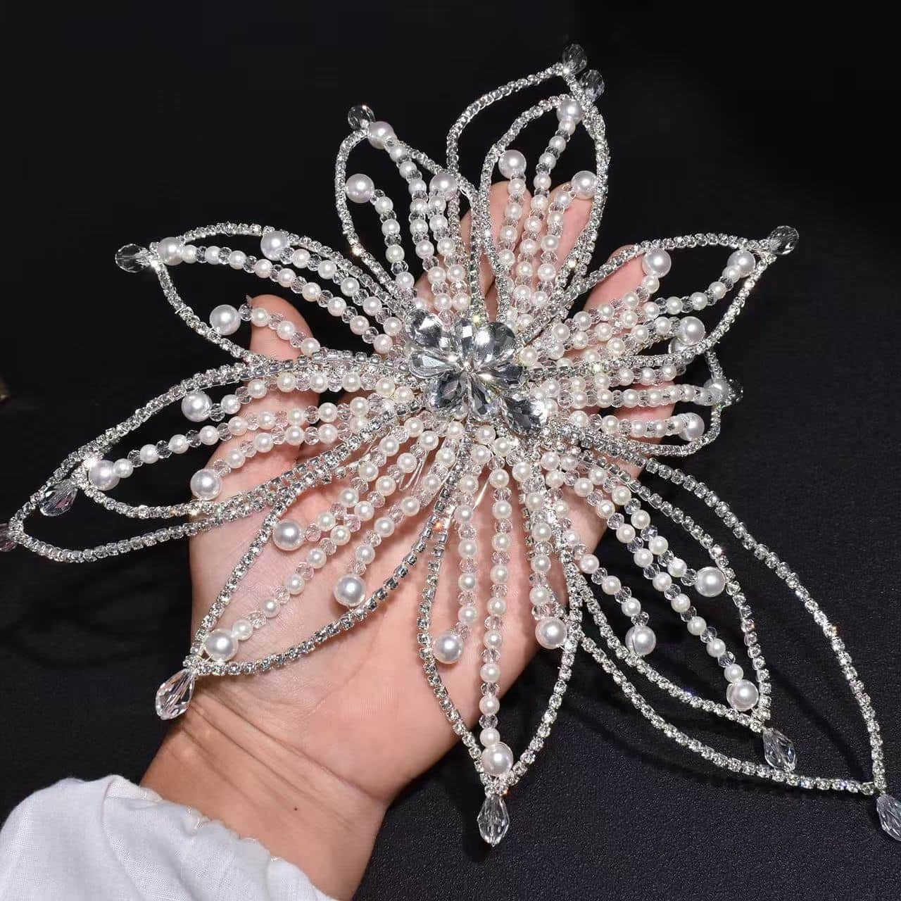 RM328 - 3D Rhinestone Patch