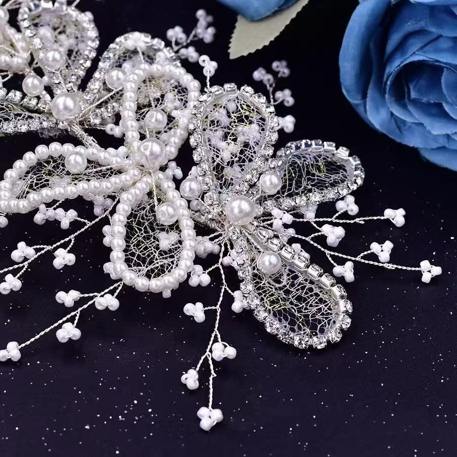 RM486 - Rhinestone Ornament